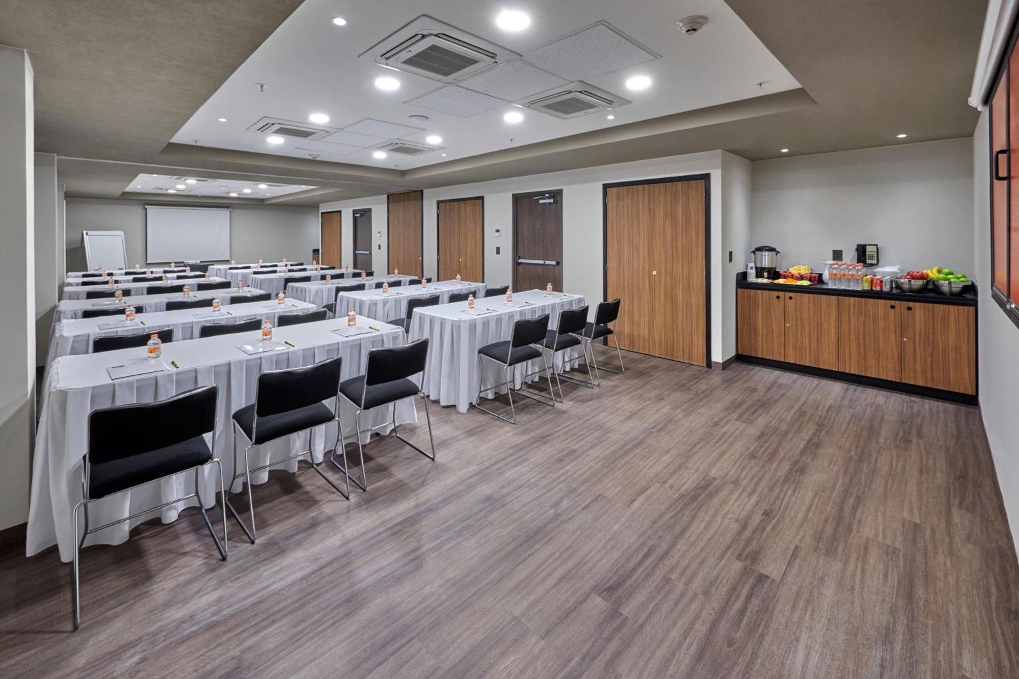 City Express By Marriott Tepic Exterior photo