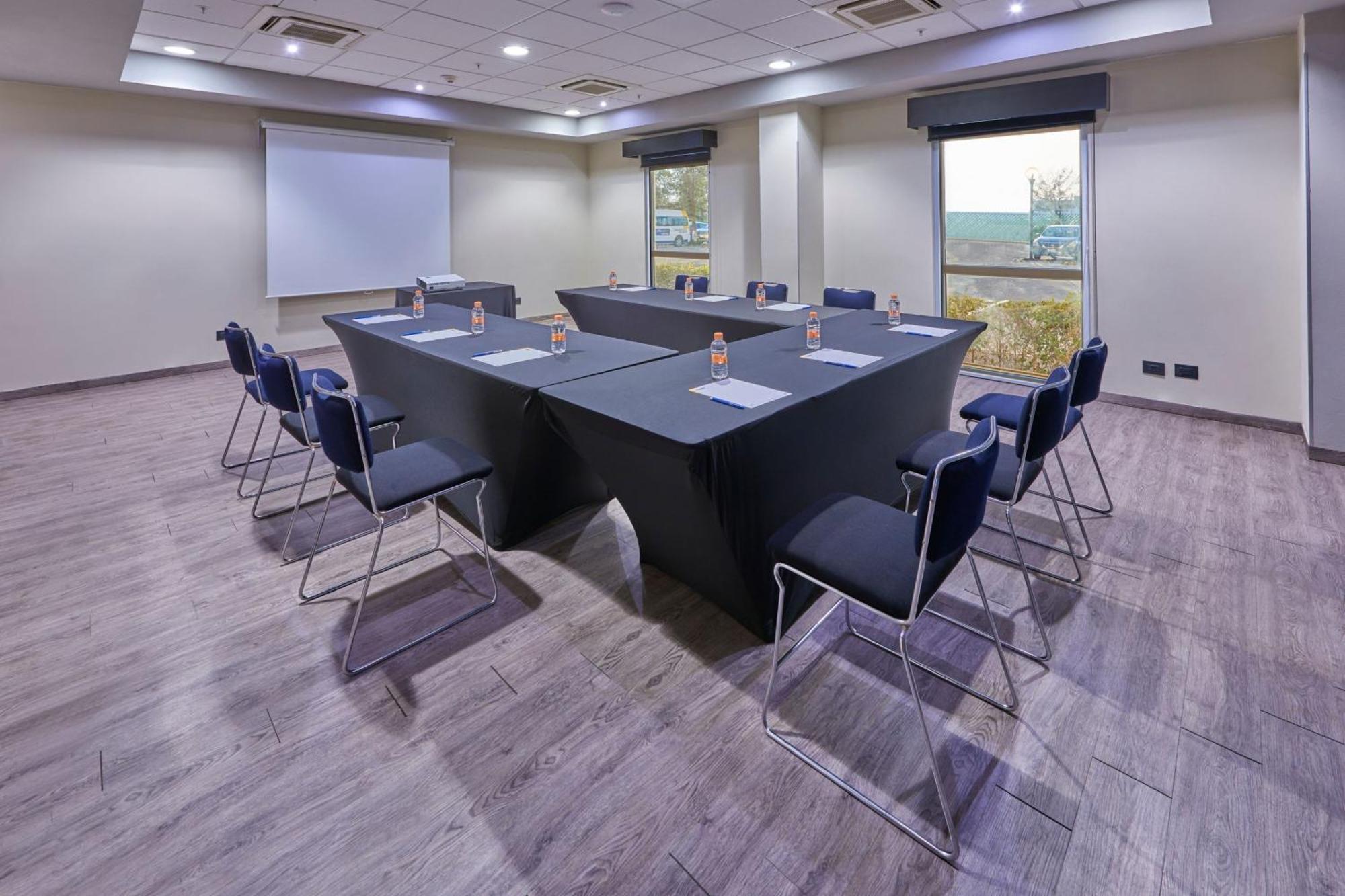 City Express By Marriott Tepic Exterior photo